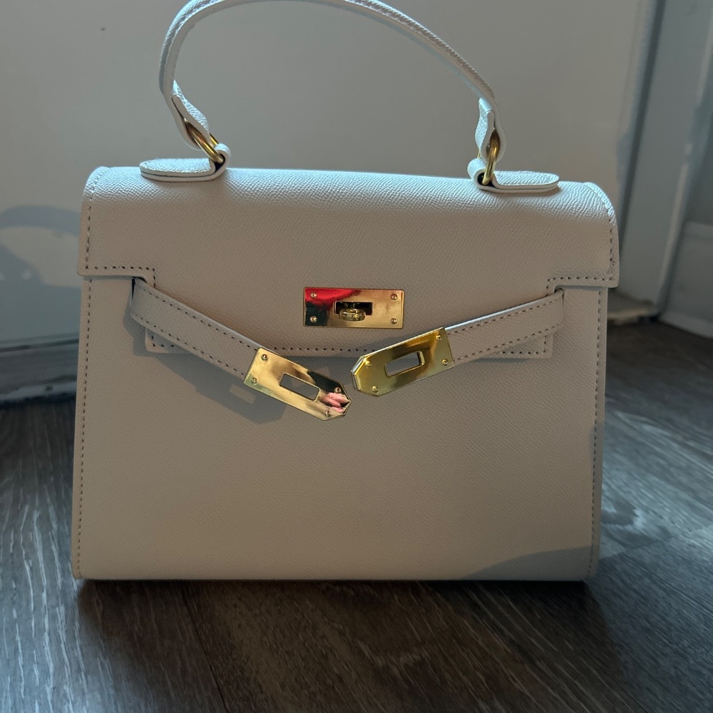 Medium Ivory Purse - Picture 2 of 5